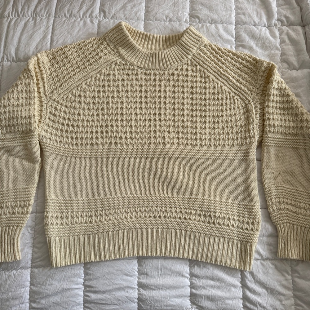 {Universal Thread} Cream Textured Crewneck Sweater Relaxed Fit | S